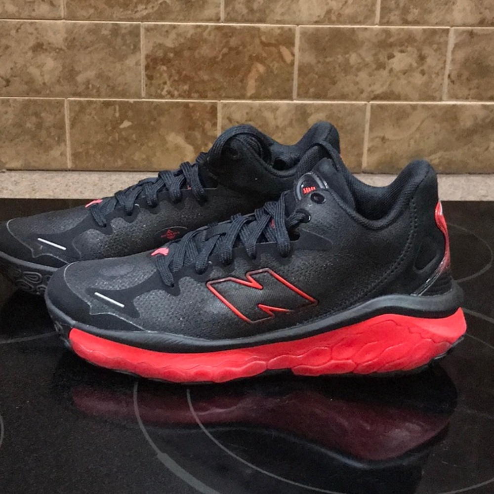 New Balance Fresh Foam BB Size 6 1/2 Men’s